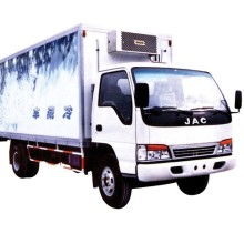 現(xiàn)代冷鏈物流的堅(jiān)實(shí)支柱 冷凍車的技術(shù)與應(yīng)用